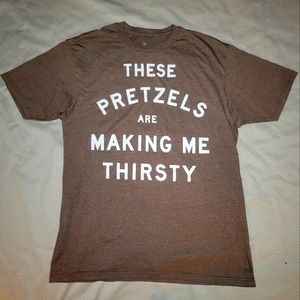 Ripple Junction Seinfield These Pretzels Are Making Me Thirsty T Shirt Size L